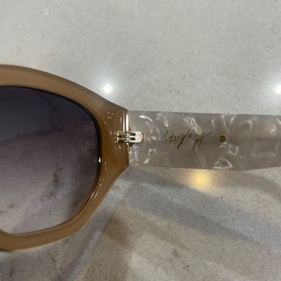 Dezi Sunglasses main image 4